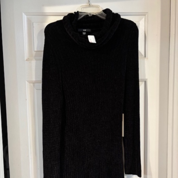 KIAL (NWT) Beautiful black chenille sweater- XL - Picture 1 of 4